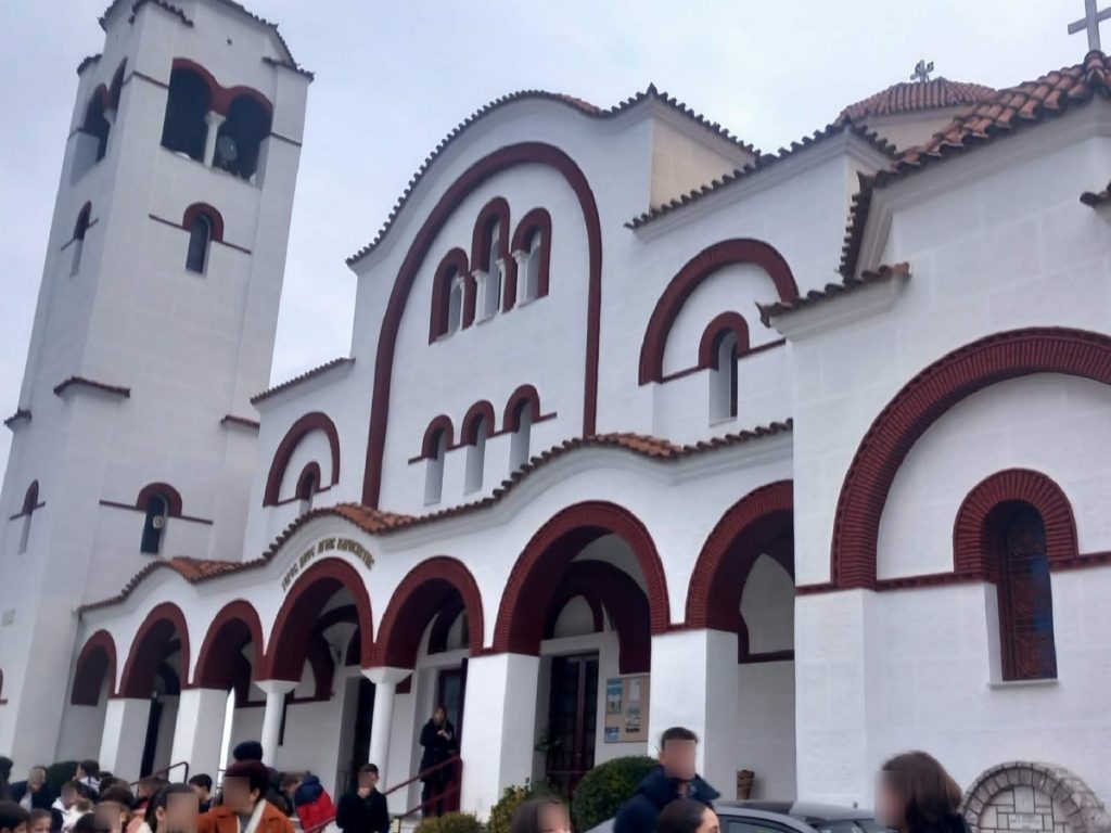 2ο Γυμνάσιο Φαρσάλων: Διδακτική επίσκεψη στον Ι. Ν. Αγίας Παρασκευής