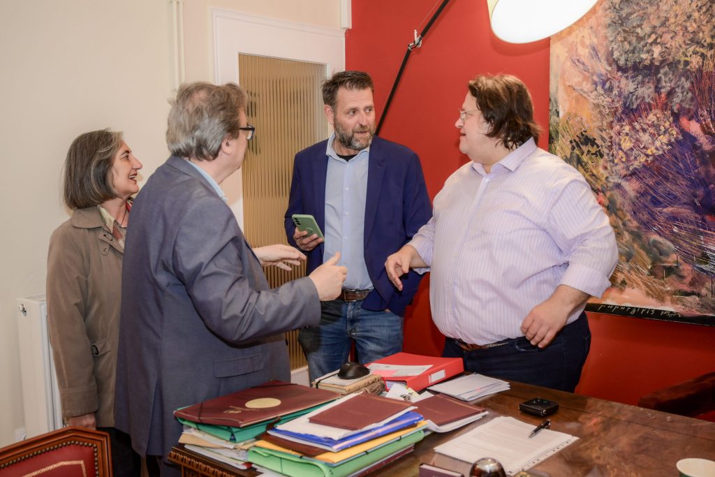 Ευχές για την ονομαστική του εορτή δέχθηκε εχθές το πρωί ο τομεάρχης Θεσμών και Διαφάνειας του ΠΑΣΟΚ Θωμάς Παπαλιάγκας